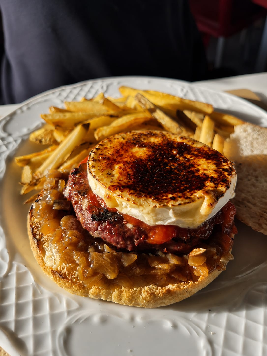 Hamburguesa especial amb brasa